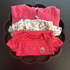 Toddler Girls Size 18 Months ~ Carter’s Rompers, Bodysuit, Hoodie 7 Pieces